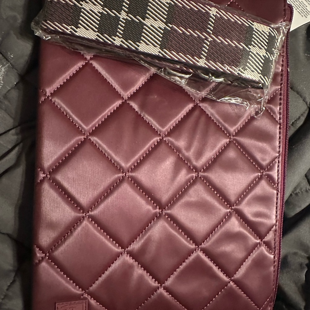 Ihkwip trip trapeze crossbody with plaid strap - metallic merlot - Picture 2 of 4